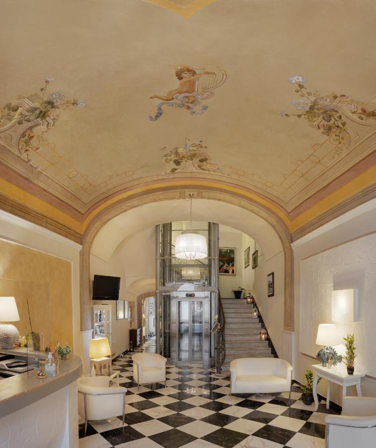 ホテル Palazzo Pischedda ボーザ エクステリア 写真